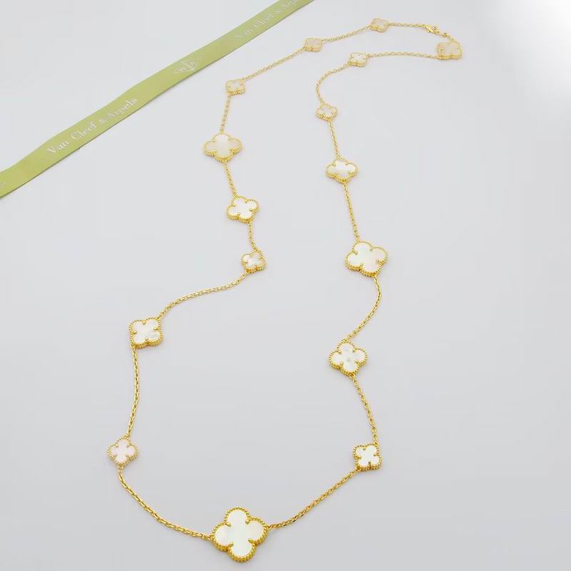 Van Cleef & Arpels necklace 08yxs05